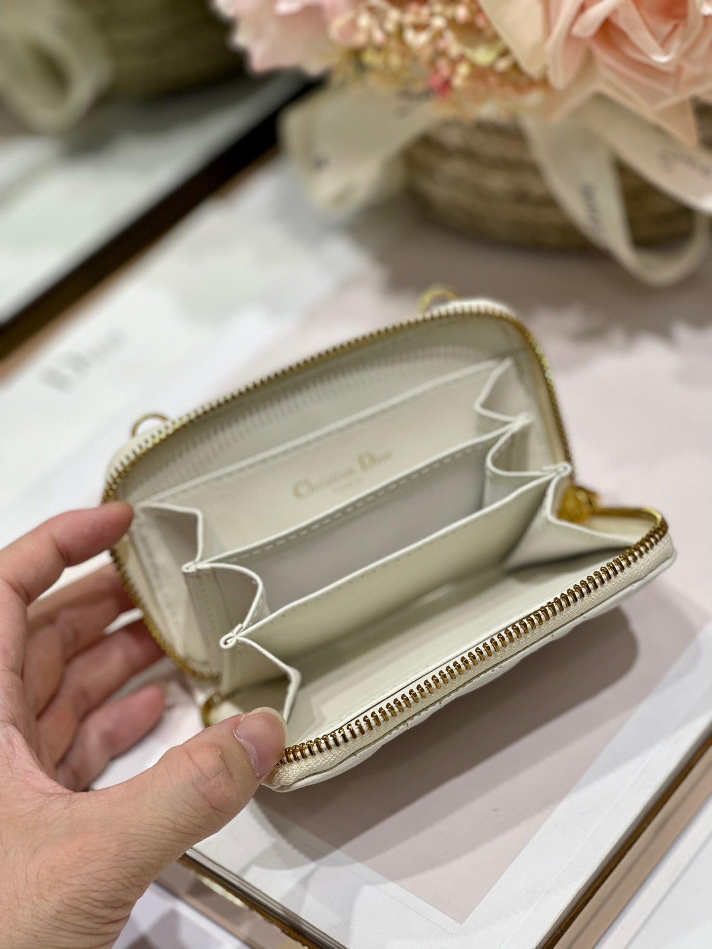 CD Mini Dior Caro Zip Clutch Elfenbein Kalbsleder 336786