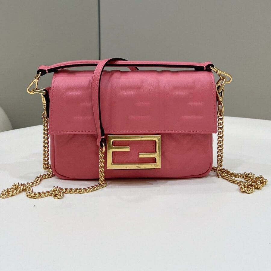 Fendi Baguette pink bag – front view