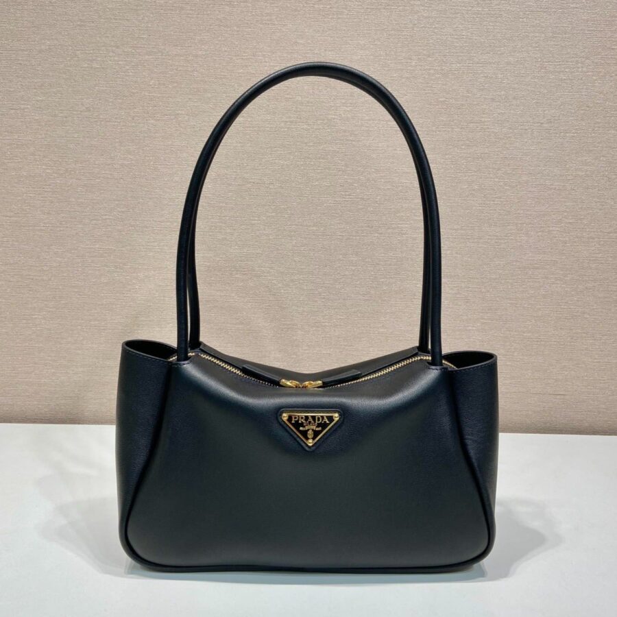 Designer handbag black – front view