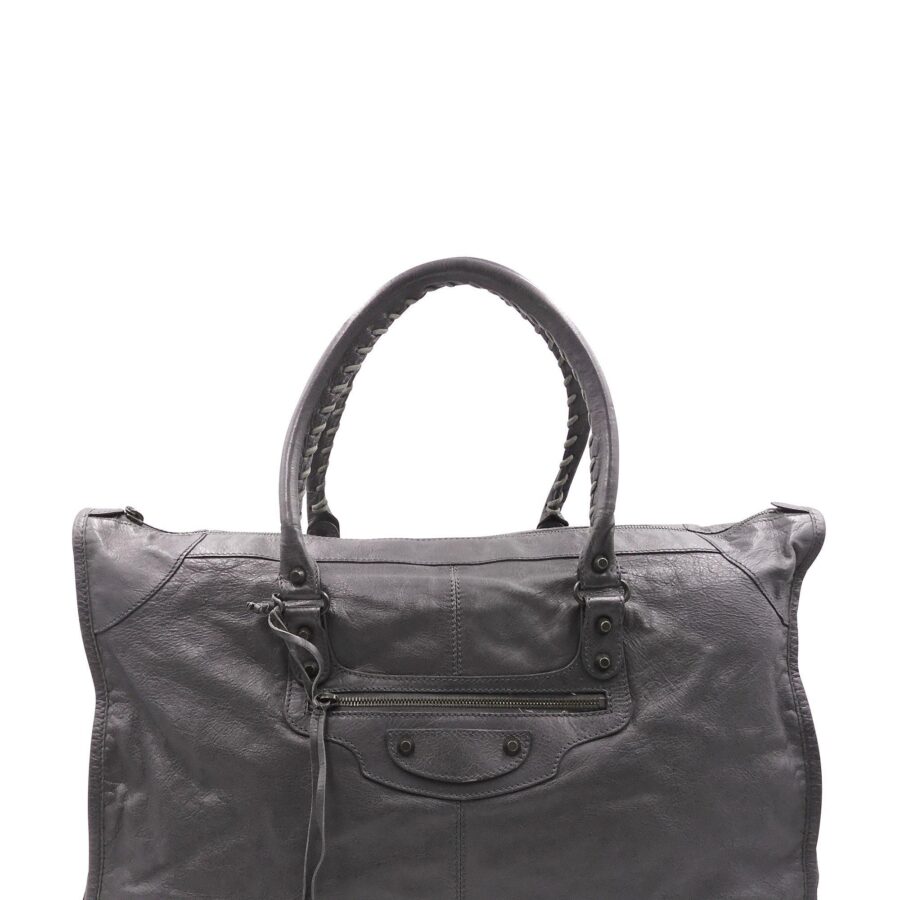 Designer handbag grey – front view