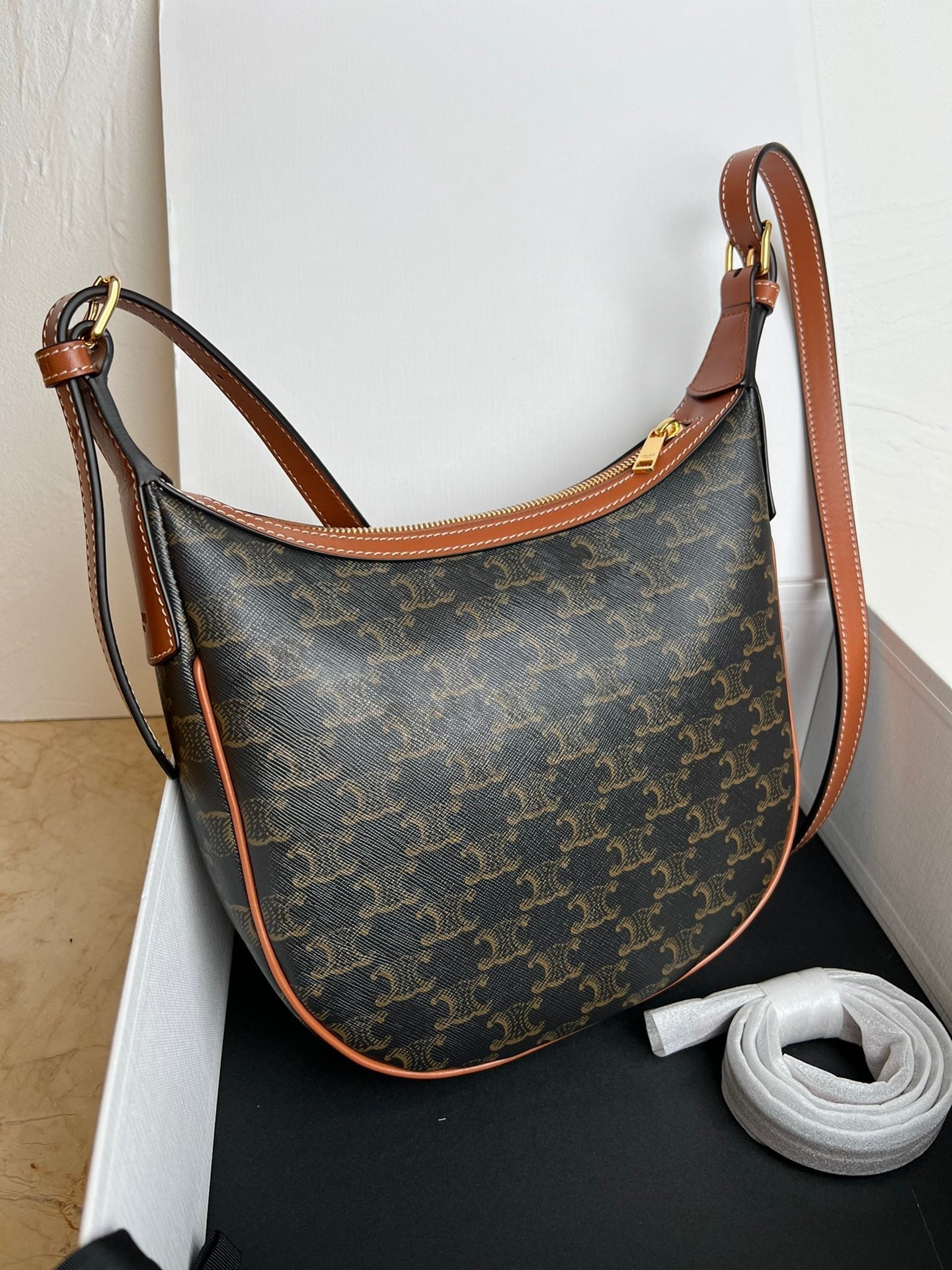Kleine Heloise 23cm Cuir Triomphe Canvas braunes Kalbsleder